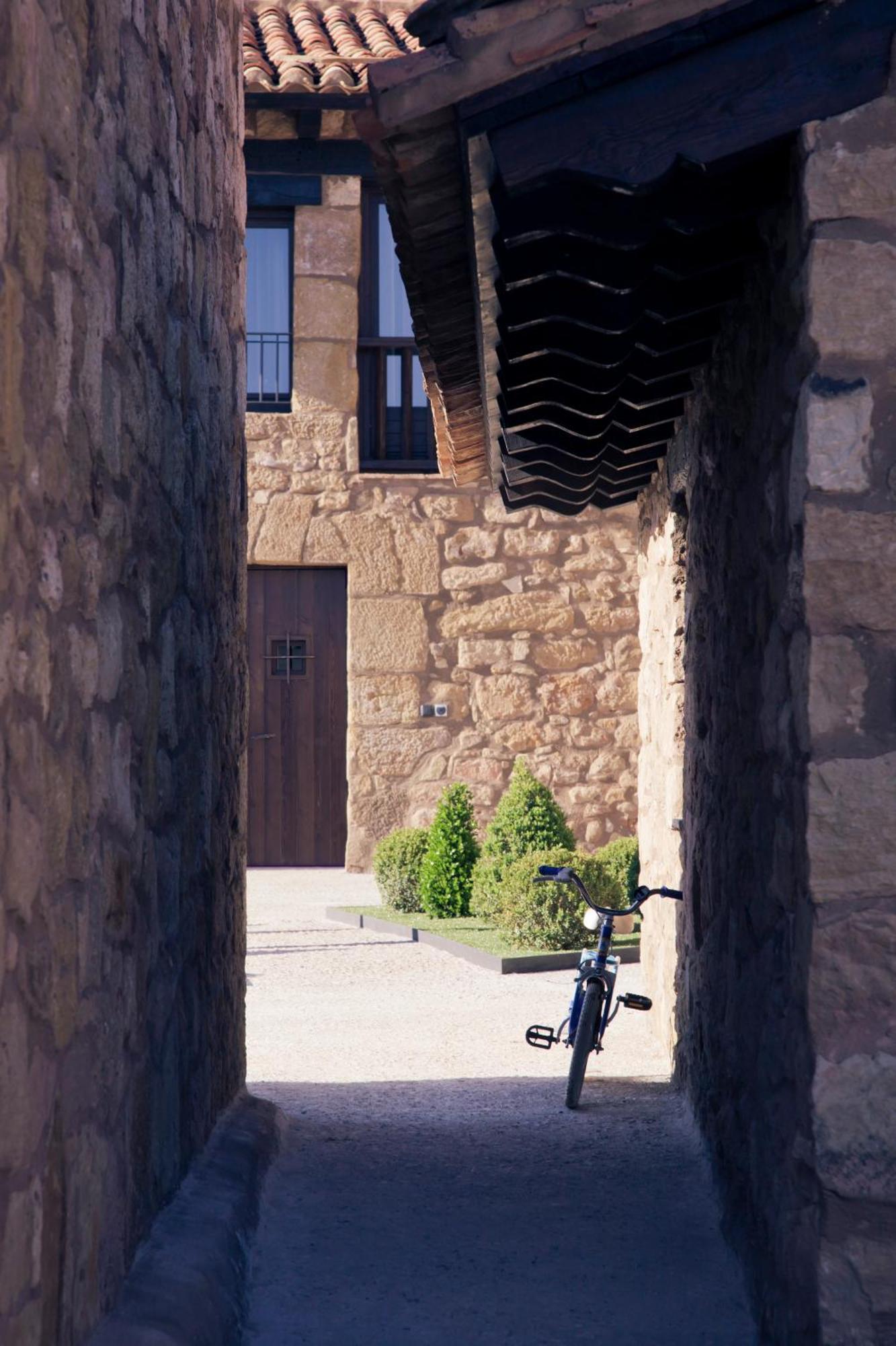 Hotel Restaurante Masía la Torre Mora de Rubielos Exterior foto