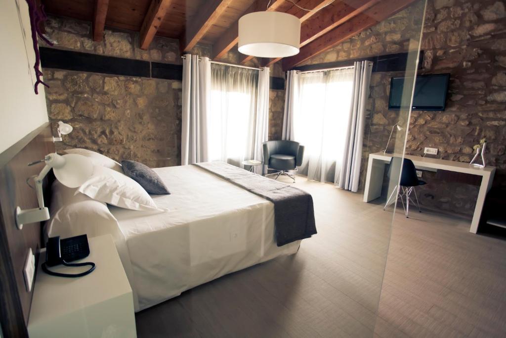 Hotel Restaurante Masía la Torre Mora de Rubielos Quarto foto